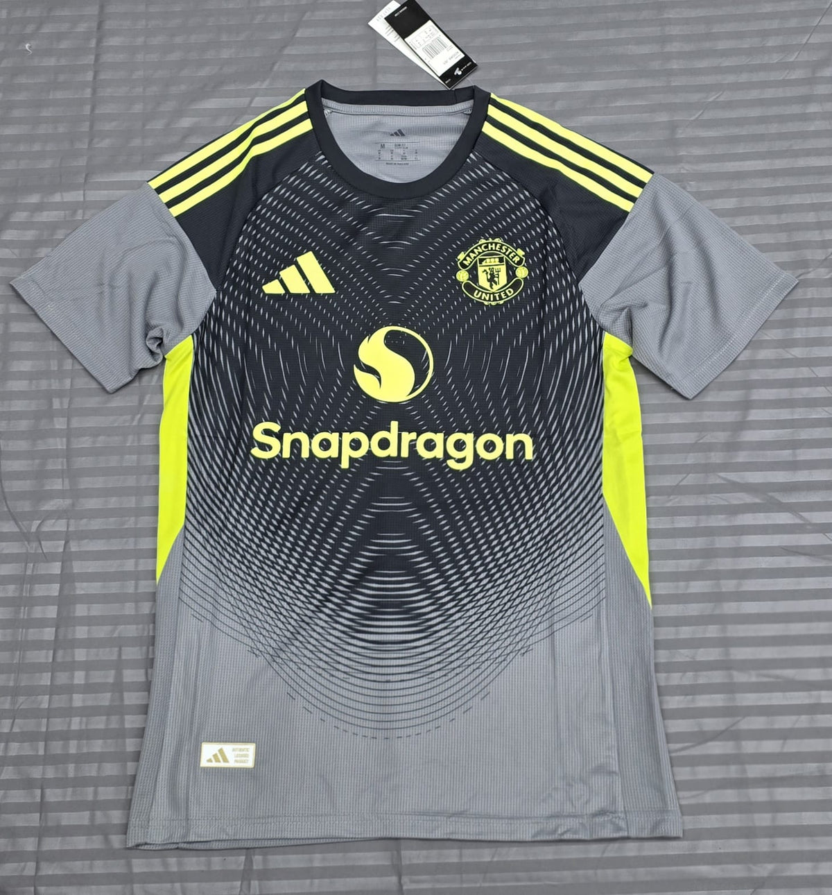 Manchester United Grey & Neon Yellow Jersey - Fan Version
